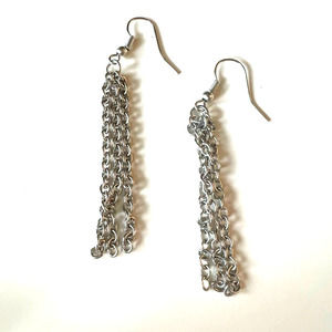 Simple Silver Tone Dangle Chain Earrings